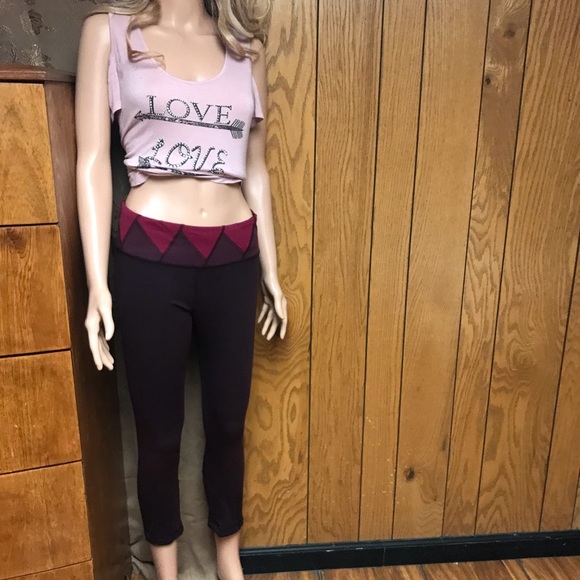 Lululemon Run Inspire Crop Burgundy Size 8 - Picture 2 of 13